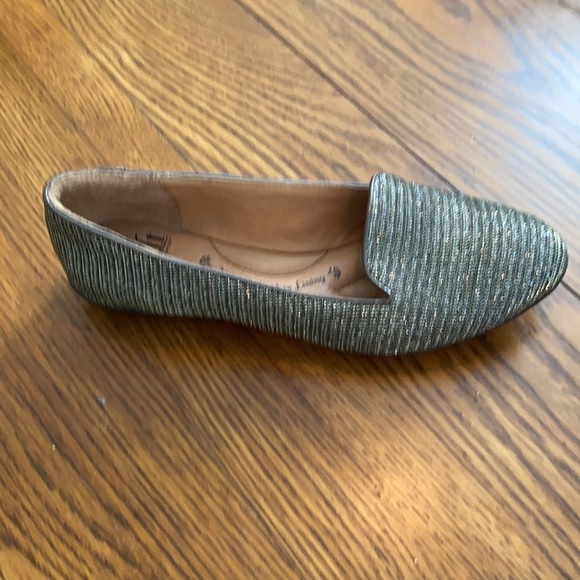 SOFFT Flats - Picture 3 of 7